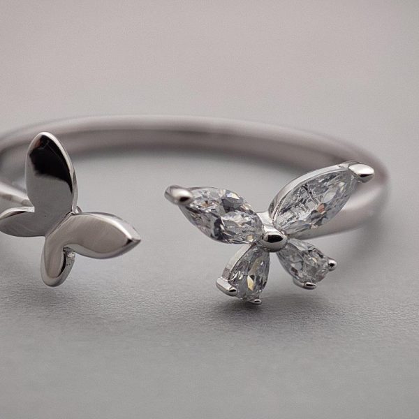 Butterfly Allure Diamond Ring
