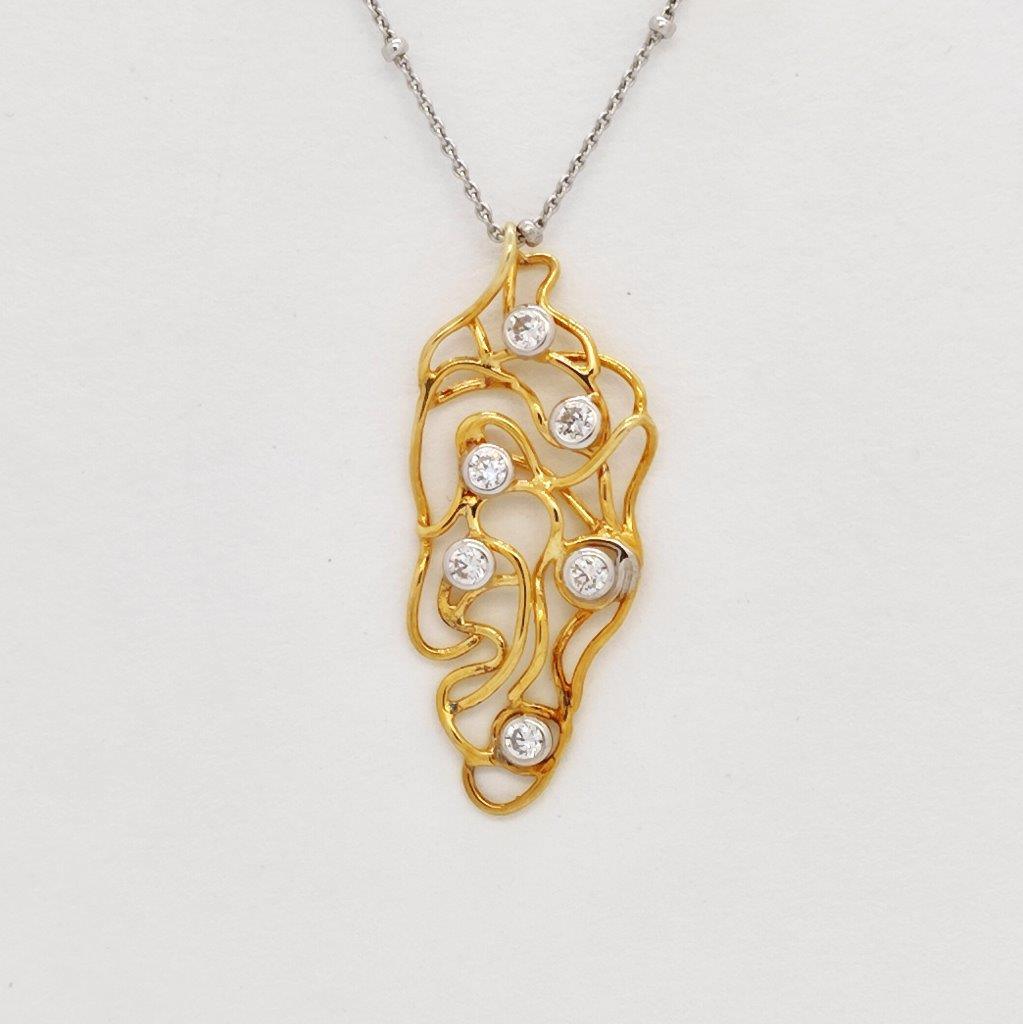 Terra Chain Pendant - Image 3